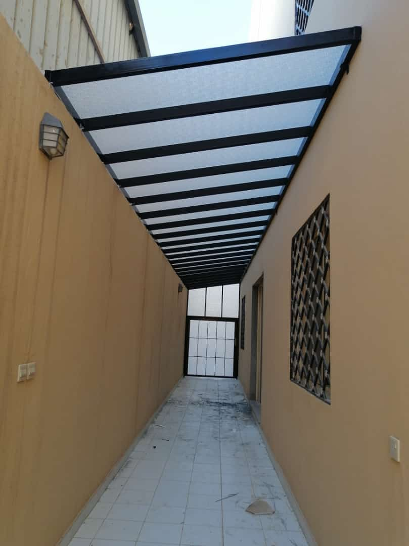 Pyramidal Car Shade (56)